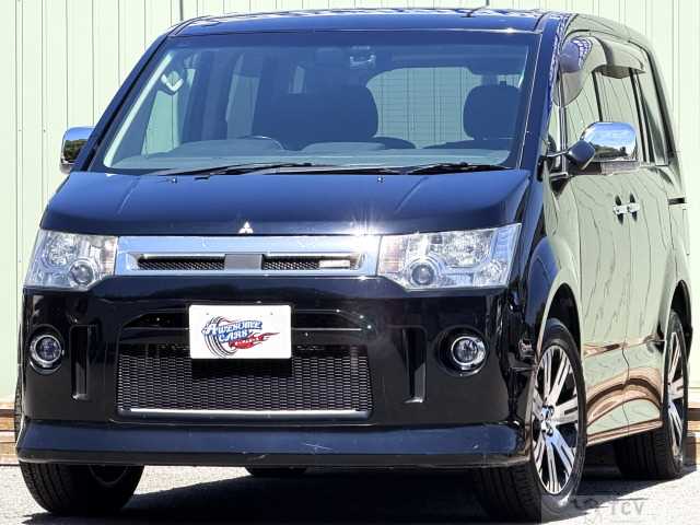 2010 Mitsubishi Delica D5