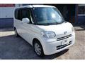 2012 Daihatsu Tanto