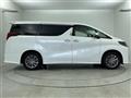 2023 Toyota Alphard Hybrid