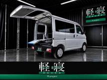 2025 Daihatsu Hijet Cargo