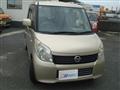 2011 Nissan ROOX