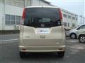 2011 Nissan ROOX