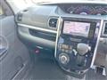 2017 Daihatsu Tanto