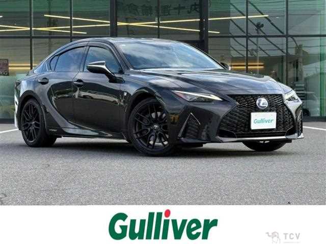2021 Lexus IS