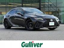 2021 Lexus IS