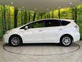 2013 Toyota PRIUS α