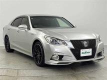 2015 Toyota Crown Hybrid