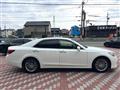 2015 Toyota Crown Hybrid