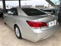 2015 Toyota Crown Hybrid