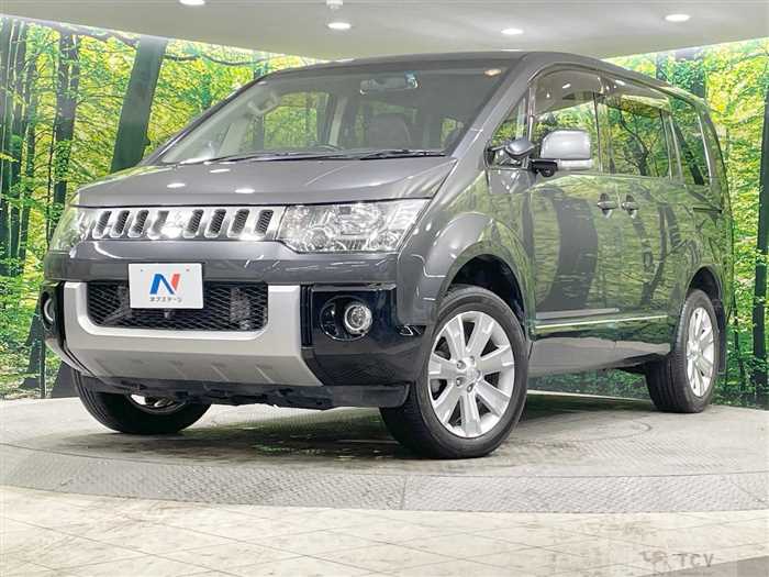 2017 Mitsubishi Delica D5