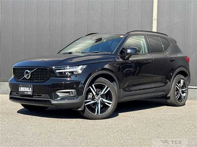 2021 Volvo XC40