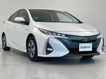 2017 Toyota Prius PHV