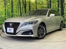 2018 Toyota Crown Hybrid
