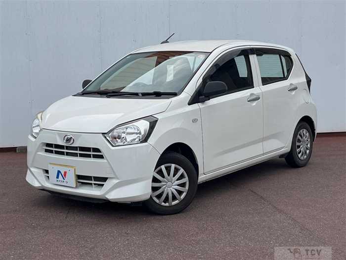 2018 Daihatsu Mira Es
