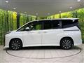 2022 Toyota Voxy