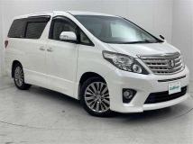 2013 Toyota Alphard