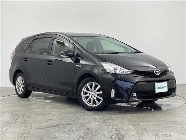 2015 Toyota PRIUS α