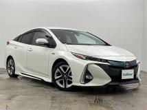 2017 Toyota Prius PHV