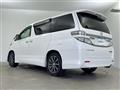 2014 Toyota Vellfire