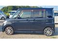 2010 Nissan ROOX