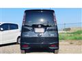 2010 Nissan ROOX