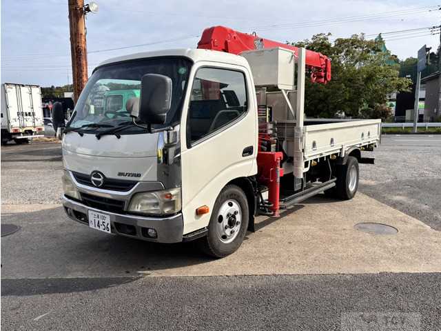 2012 Hino Dutro