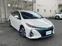 2018 Toyota Prius PHV