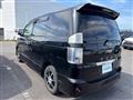 2005 Toyota Voxy