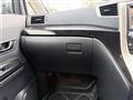 2013 Toyota Alphard