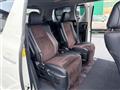 2013 Toyota Alphard