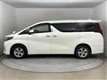 2022 Toyota Alphard Hybrid
