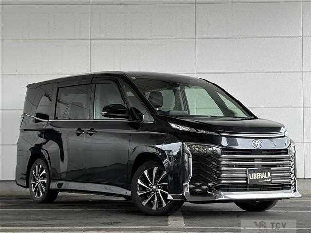 2022 Toyota Voxy
