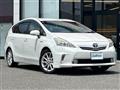 2013 Toyota PRIUS α