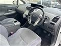 2013 Toyota PRIUS α