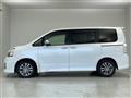 2010 Toyota Voxy