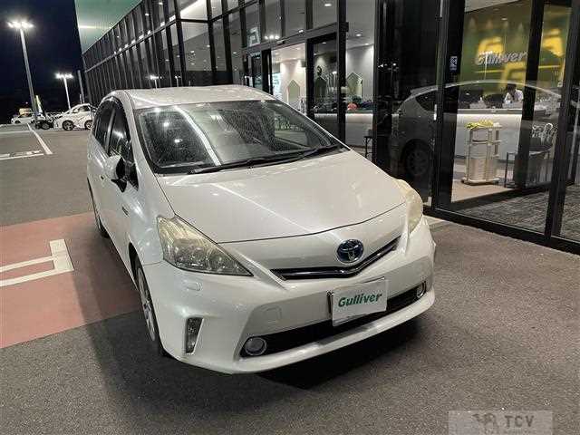 2012 Toyota PRIUS α