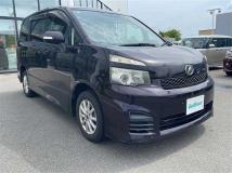 2010 Toyota Voxy