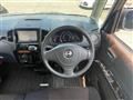 2010 Nissan ROOX