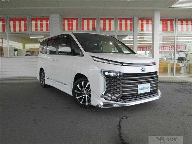 2023 Toyota Voxy