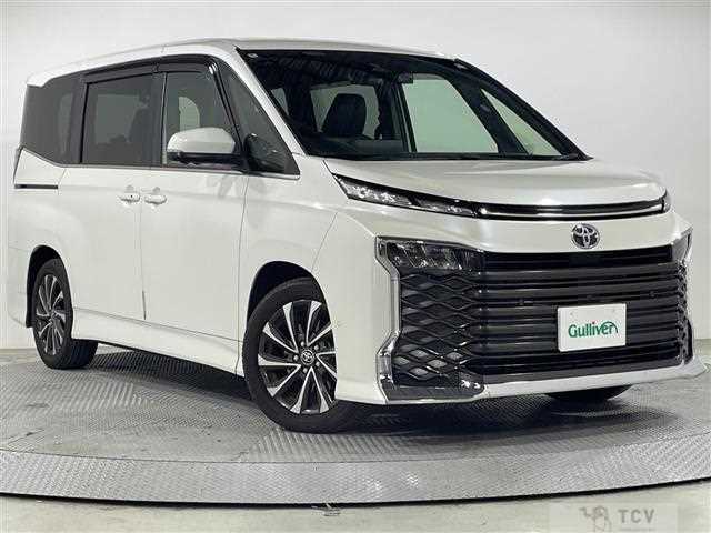 2022 Toyota Voxy