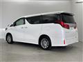 2019 Toyota Alphard Hybrid