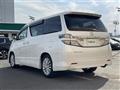 2013 Toyota Vellfire