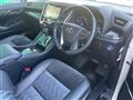 2015 Toyota Alphard Hybrid