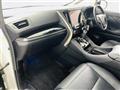 2018 Toyota Alphard Hybrid