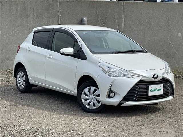2017 Toyota Vitz