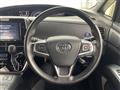 2017 Toyota Estima Hybrid