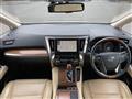 2015 Toyota Alphard