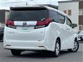 2015 Toyota Alphard