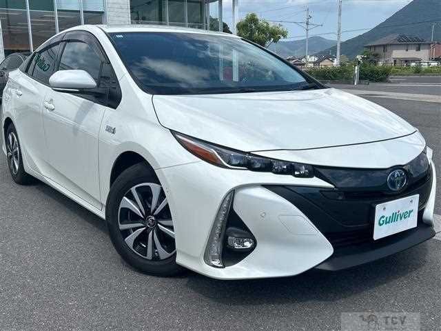 2018 Toyota Prius PHV