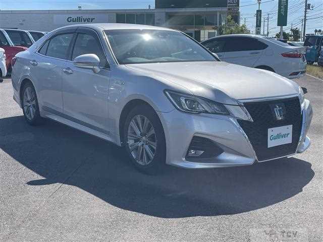 2017 Toyota Crown Hybrid